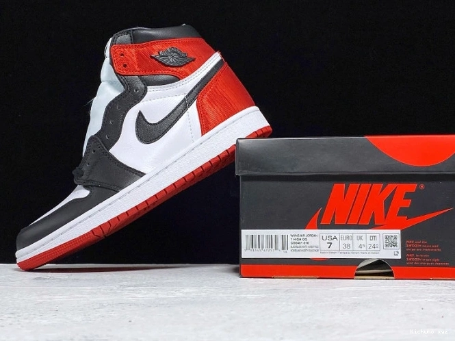 Satin CD0461-016 High 1 Retro Jordan Toe Black Air 0812